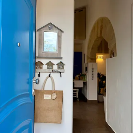Casa Mariuccia Beachfront Santa Flavia