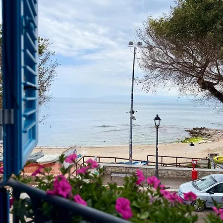 Casa Mariuccia Beachfront Santa Flavia