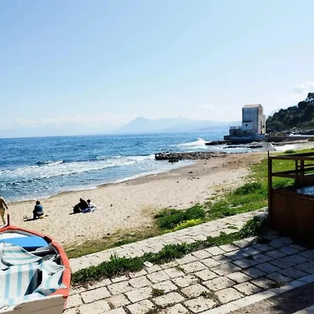 Casa Mariuccia Beachfront Dom wakacyjny Santa Flavia